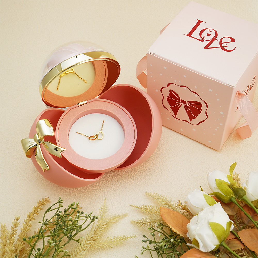 Interlocked hearts necklace - Rose Sphere Box - Gold