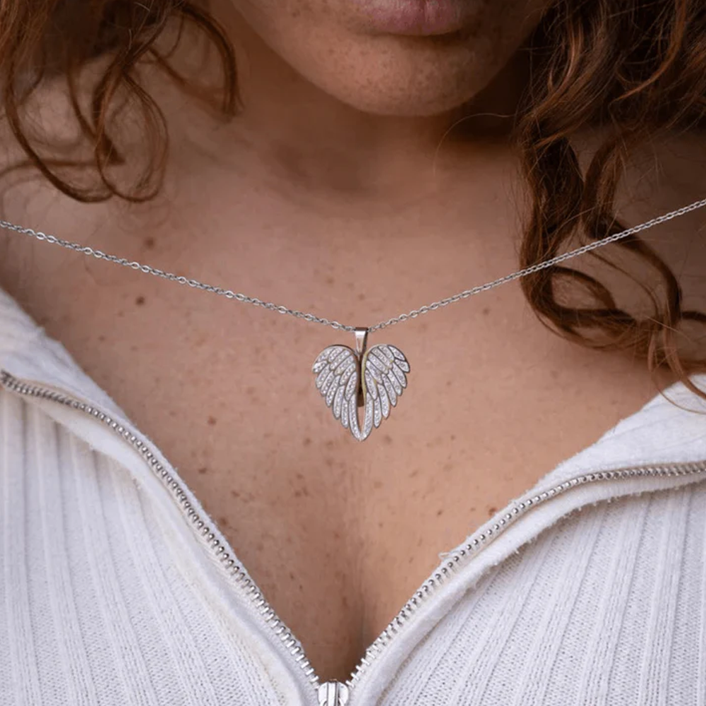 I will always hold you in my heart - Heart angel necklace - Gold